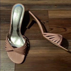 Size 7.5 Rampage pink heels